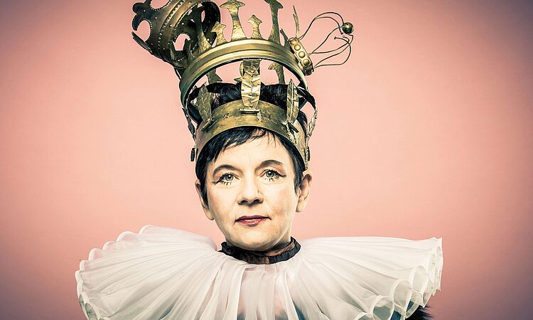 Bea von Malchus in Queens